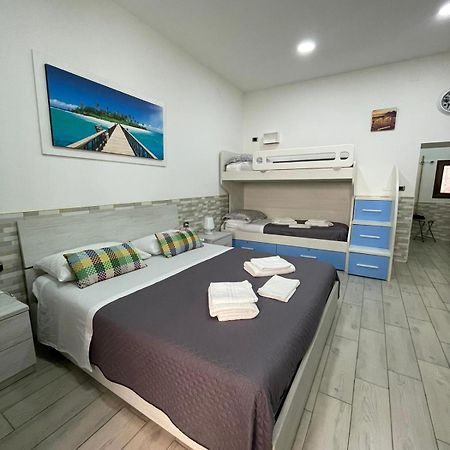 Casa Vacanze Luisa نابولي المظهر الخارجي الصورة