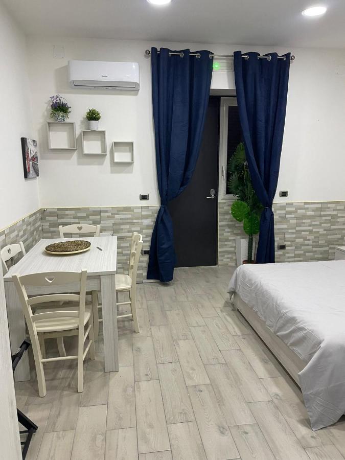 Casa Vacanze Luisa نابولي المظهر الخارجي الصورة